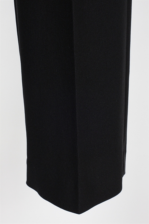NEW! Lissette Black ankle Cut Pant